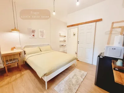 専用バスルーム付きダブルルーム — Little Latte House - Chalong